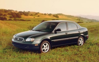 Suzuki Esteem 2001