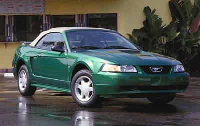 2004 Ford Mustang
