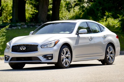 2016 INFINITI Q70 2016 INFINITI Q70