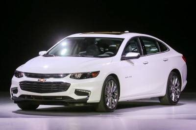 2017 Chevrolet Malibu Gas Tank Size. Capacity in Gallons, Litres