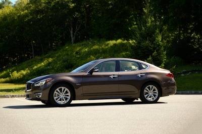 2018 INFINITI Q70 2018 INFINITI Q70