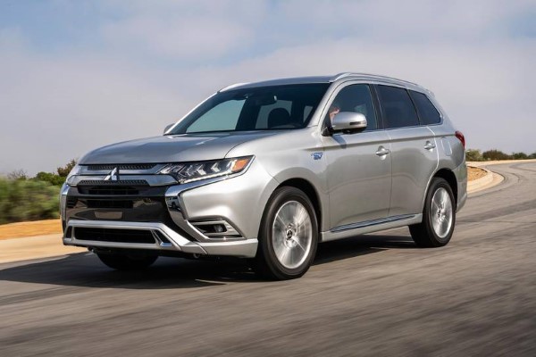 2019 Mitsubishi Outlander PHEV 2019 Mitsubishi Outlander PHEV