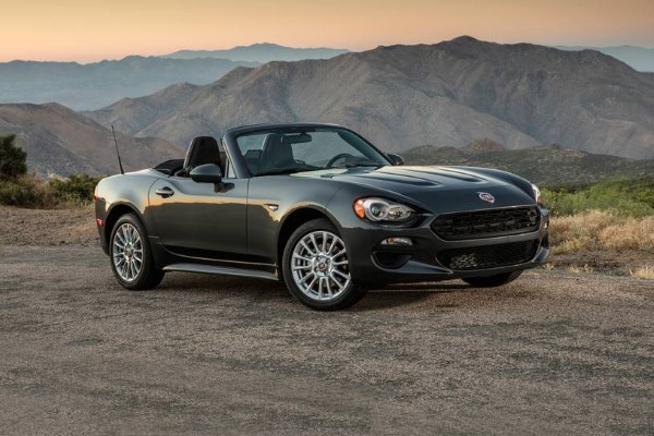 2020 FIAT 124 Spider 2020 FIAT 124 Spider