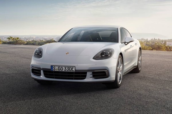 2020 Porsche Panamera