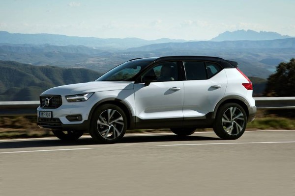 2020 Volvo XC40 2020 Volvo XC40