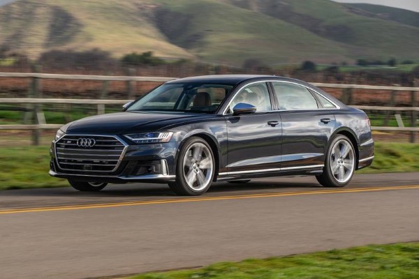 2021 Audi S8