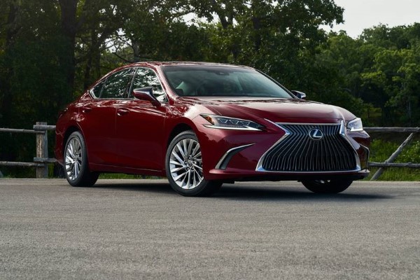 2021 Lexus ES