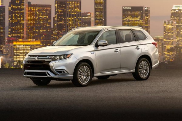 2021 Mitsubishi Outlander PHEV 2021 Mitsubishi Outlander PHEV