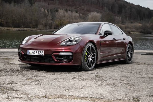 2021 Porsche Panamera