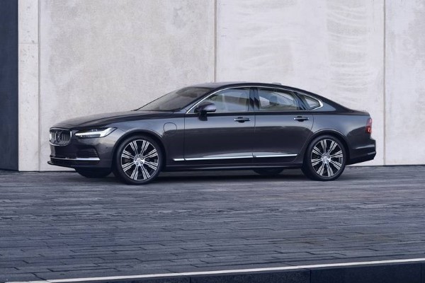 2021 Volvo S90