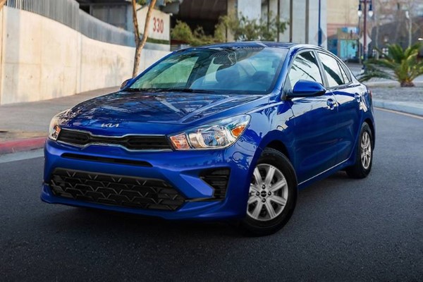 2022 Kia Rio 2022 Kia Rio